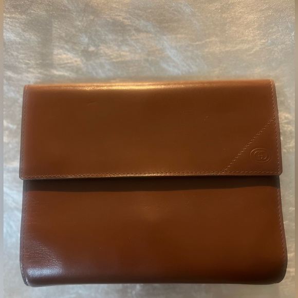 Gucci Handbags - VINTAGE GUCCI AGENDA/WALLET